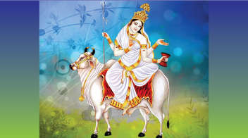 The first day of Navratri is dedicated to worship goddess Shailputri!