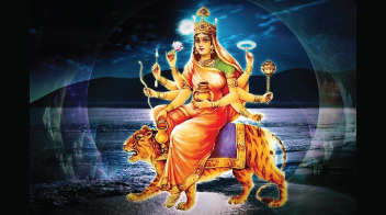 नवरात्रि के चौथे दिन, माँ कूष्मांडा की पूजा की जाती है!